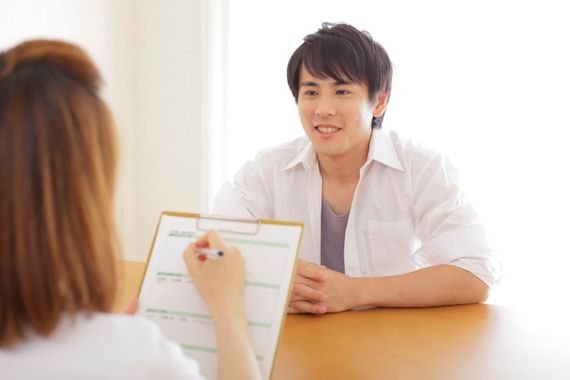 悩みのある男性